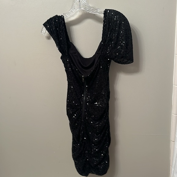 Hello Molly FREQUENT THE CLUB DRESS Black sparkly dress - Picture 6 of 6